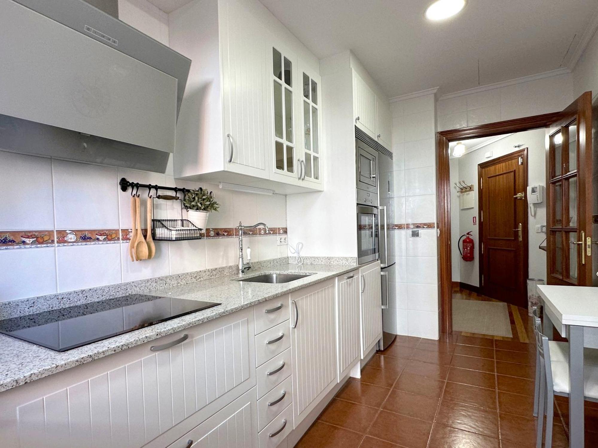 Appartement Apartamento Con Gran Terraza En El Centro à Castro Urdiales Extérieur photo