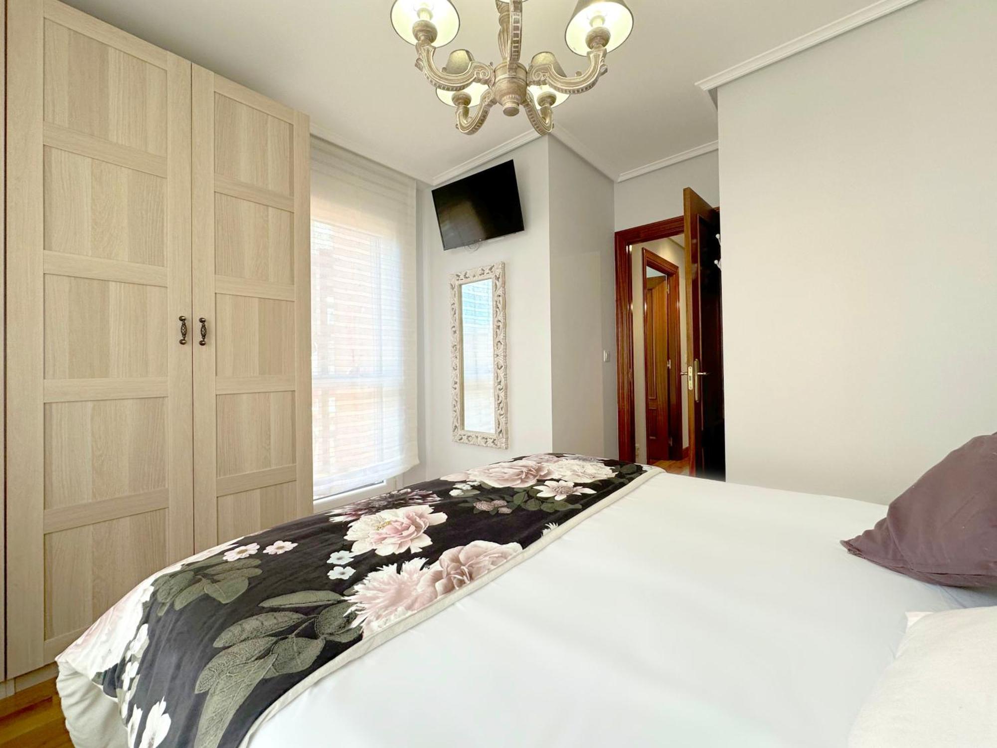 Appartement Apartamento Con Gran Terraza En El Centro à Castro Urdiales Extérieur photo